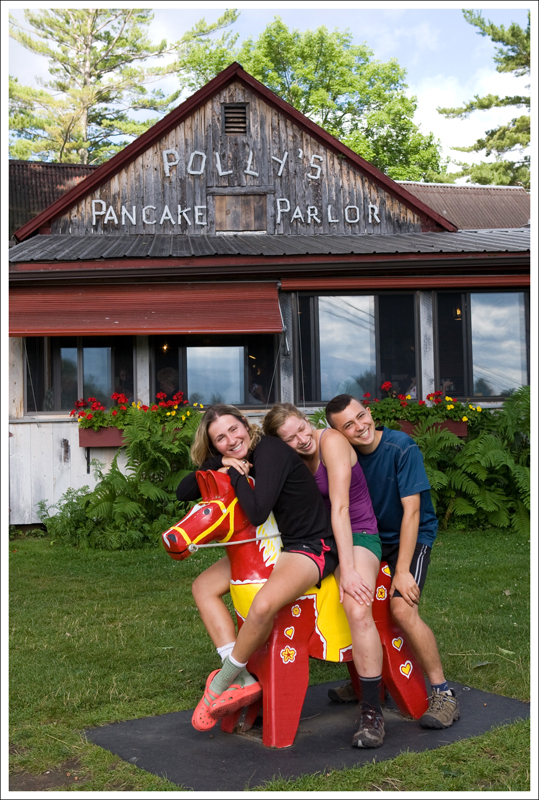 Polly's Pancake Parlor with the Traveling Circus